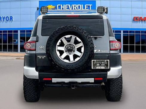 Used 2014 Toyota FJ Cruiser 4WD w/ Convenience Package image 6