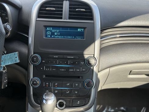 Used 2015 Chevrolet Malibu LS image 18