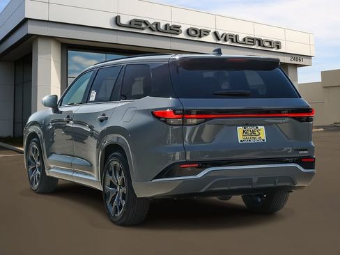 Certified 2026 Lexus TX 500h AWD w/ Technology Package image 3