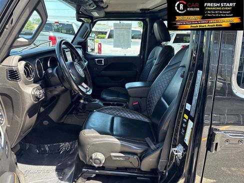 Used 2021 Jeep Gladiator Overland AWD/4WD image 13