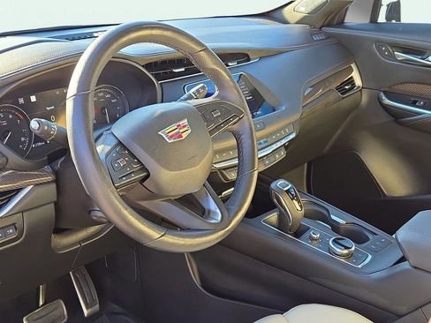 Used 2019 Cadillac XT4 Sport image 17