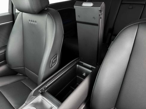 New 2026 Hyundai Ioniq 9 SEL image 6