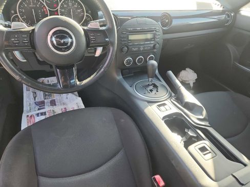 Used 2014 MAZDA MX-5 Miata Sport image 6