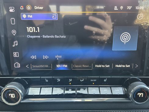 Used 2026 Chevrolet Colorado LT w/ LT Convenience Package image 12