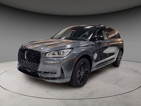 New 2025 Lincoln Corsair Reserve w/ Equipment Group 202A image 1