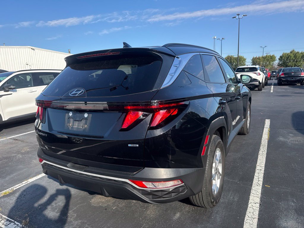 Used 2024 Hyundai Tucson SEL AWD/4WD image 3