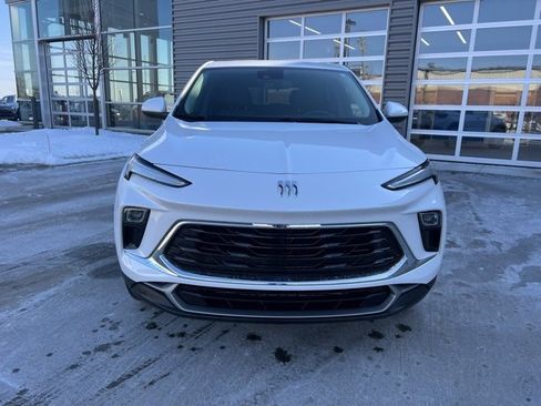 Used 2024 Buick Encore GX Preferred image 2