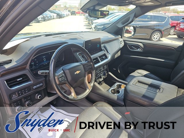 Used 2023 Chevrolet Suburban High Country AWD/4WD image 11