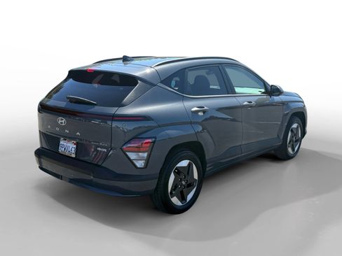 Certified 2025 Hyundai Kona SEL FWD image 5