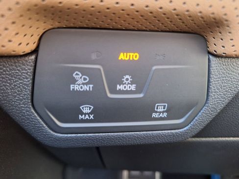 New 2026 Volkswagen Atlas Cross Sport SEL R-Line image 11