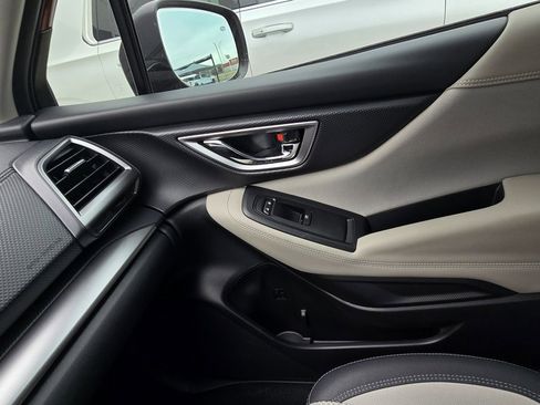 Used 2024 Subaru Forester Premium image 30