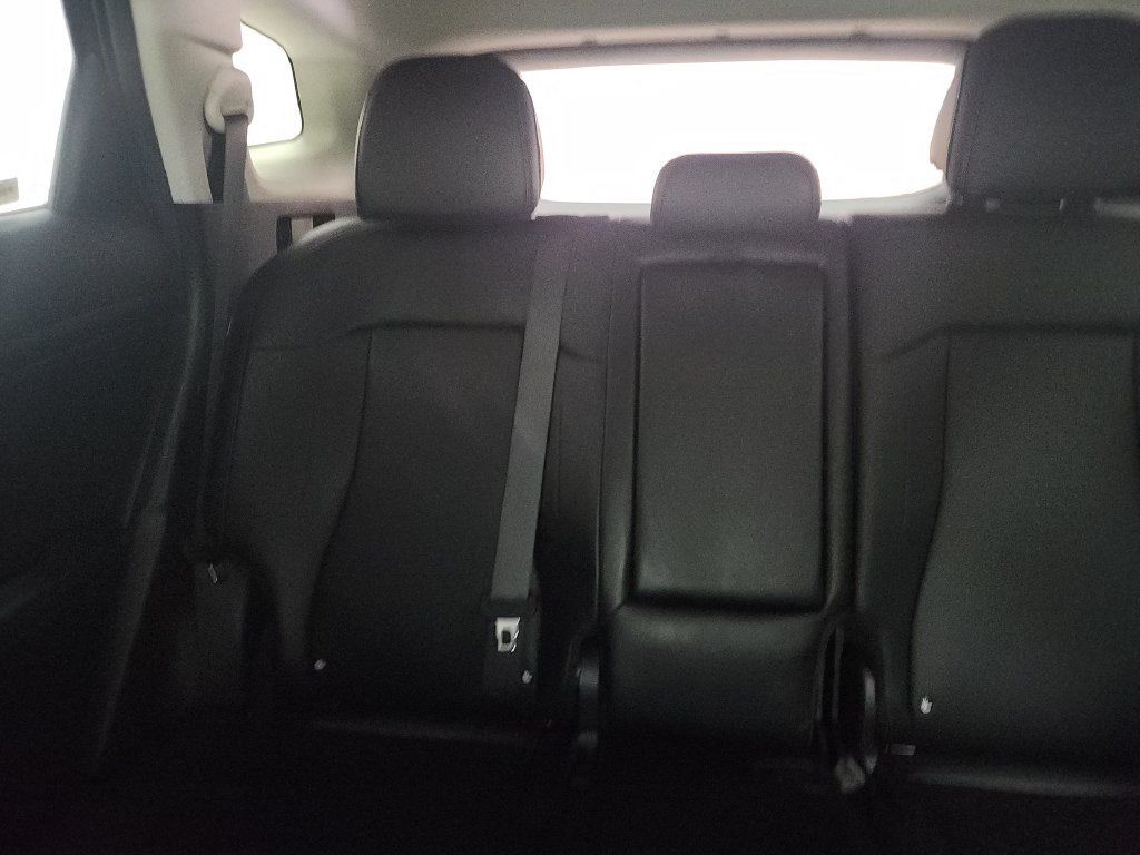 Used 2025 Kia Sportage EX FWD image 13