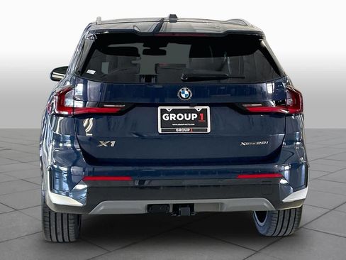 New 2027 BMW X1 xDrive28i AWD/4WD image 4