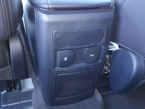 Certified 2024 Ford Explorer XLT w/ Equipment Group 202A AWD/4WD image 11