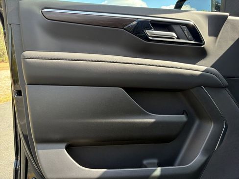 New 2026 Chevrolet Tahoe LS RWD image 12