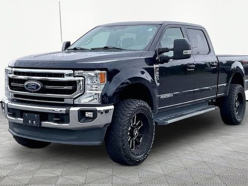 Used 2021 Ford F250 Lariat w/ Lariat Ultimate Package AWD/4WD image 3