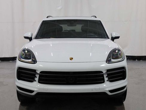 Certified 2023 Porsche Cayenne Platinum Edition image 14