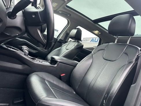 Used 2021 Kia Sorento S w/ Panoramic Sunroof Package image 14