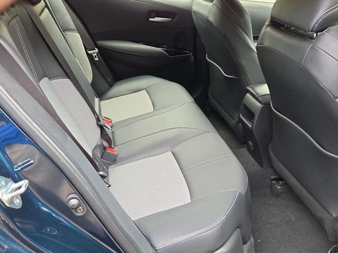 Used 2022 Toyota Corolla XSE FWD image 17