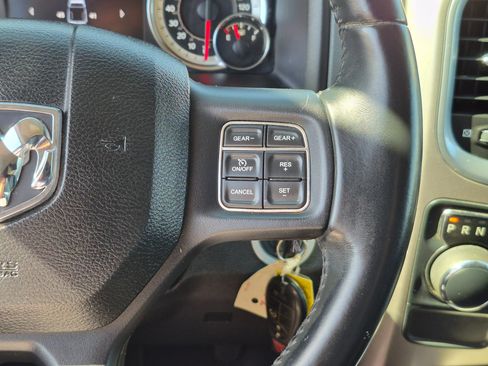 Used 2017 RAM 1500 Big Horn RWD image 16