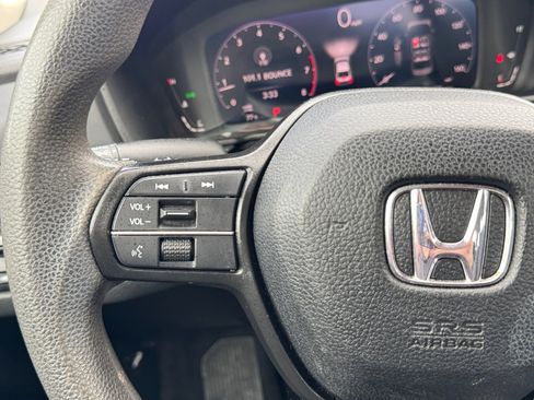 Used 2023 Honda Accord EX image 26