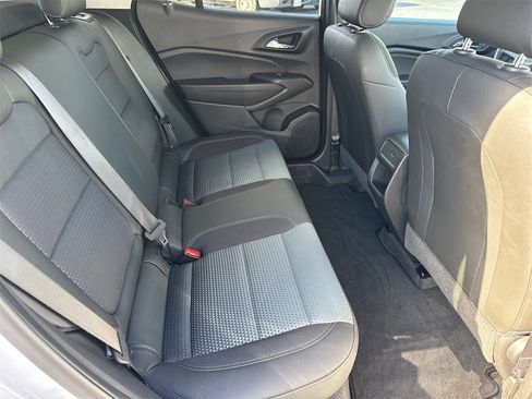 Used 2026 Chevrolet Trax LT w/ Driver Confidence Package image 18