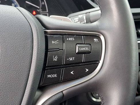 Certified 2024 Lexus ES 350 w/ Premium Package FWD image 23