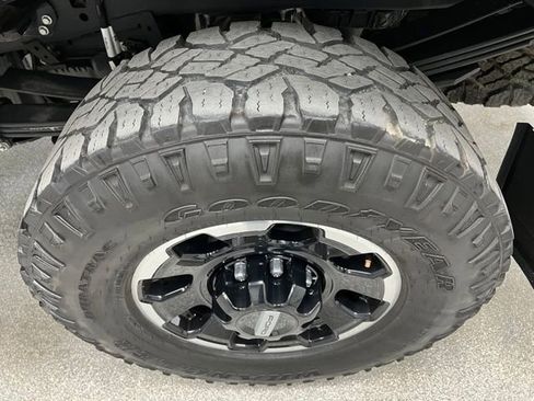 Used 2025 Ford F350 Platinum w/ Tremor Off-Road Package AWD/4WD image 16