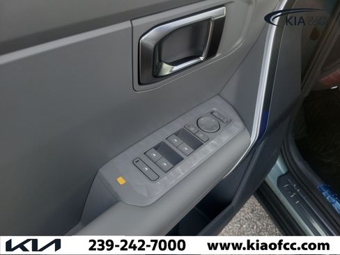 New 2027 Kia Seltos S FWD image 25