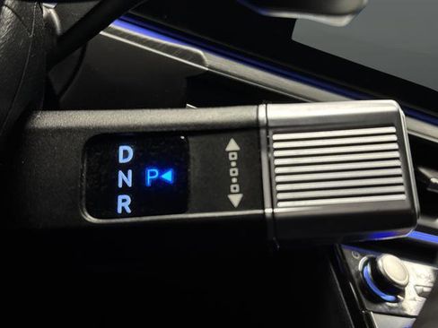 Used 2024 Hyundai Santa Fe Limited image 23