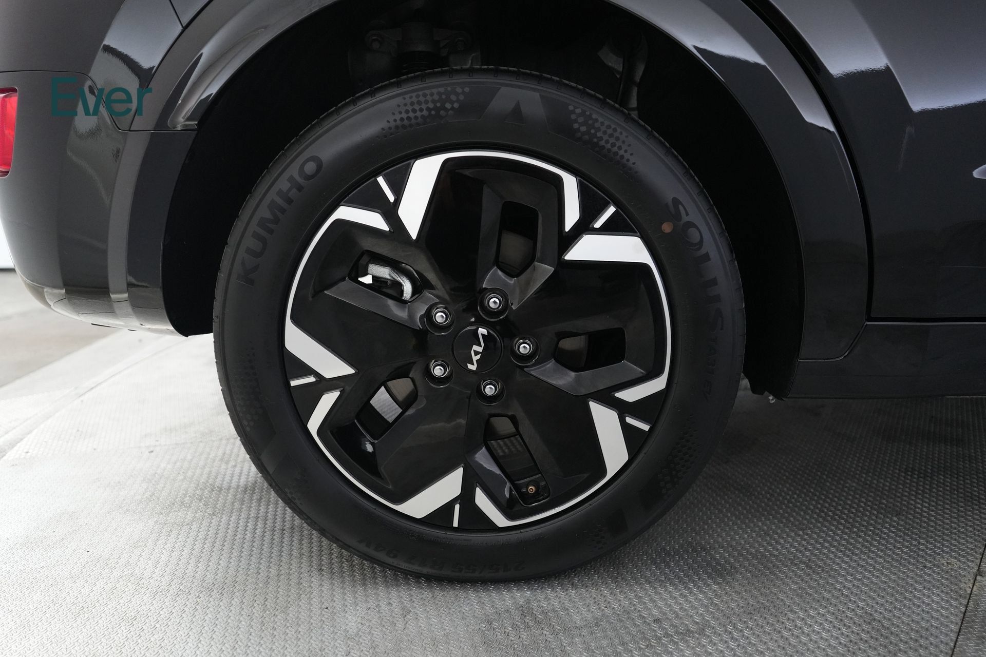 Used 2024 Kia Niro Wind w/ Wind Preserve Package FWD image 22