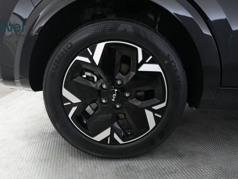 Used 2024 Kia Niro Wind w/ Wind Preserve Package FWD image 22
