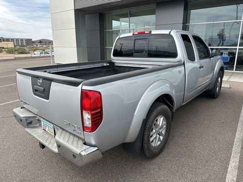 Used 2017 Nissan Frontier SV w/ SV Value Truck Package image 4