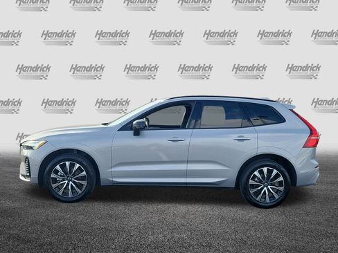 Used 2025 Volvo XC60 B5 Plus image 4