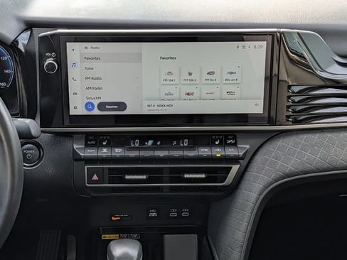 Certified 2025 Toyota Camry XLE FWD image 15