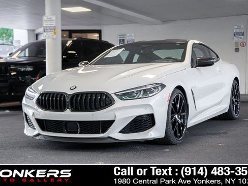 Used 2022 BMW M850i xDrive Coupe AWD/4WD image 2