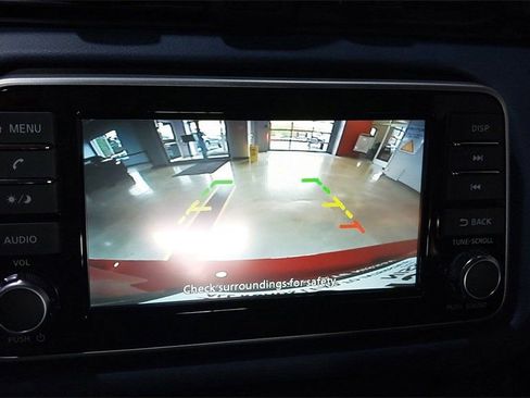 Used 2025 Nissan Versa SV w/ Trunk Package FWD image 23