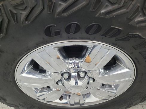 Used 2013 Ford F150 Lariat image 31