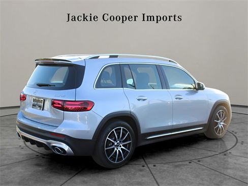 New 2025 Mercedes-Benz GLB 35 AMG 4MATIC image 3