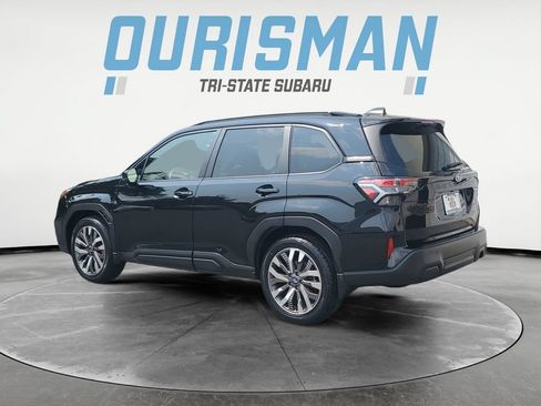 Certified 2025 Subaru Forester Touring AWD/4WD image 4