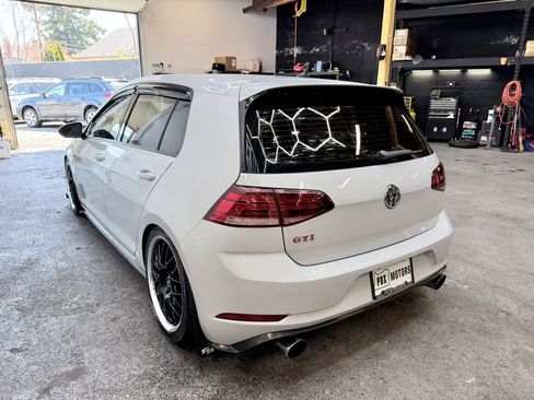 Used 2018 Volkswagen GTI S image 4
