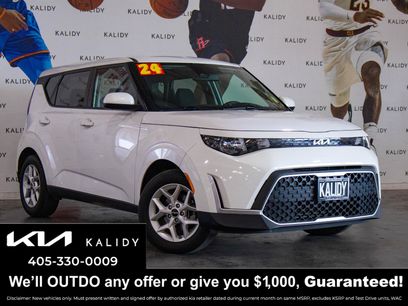 Used 2024 Kia Soul LX w/ Option Group 015