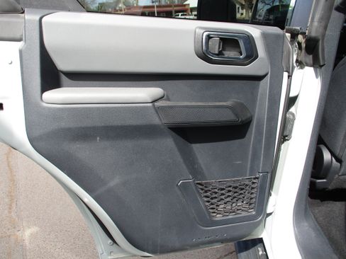 Used 2022 Ford Bronco Big Bend AWD/4WD image 17