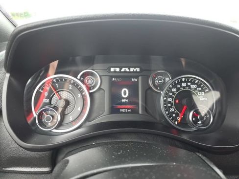 Used 2022 RAM 2500 Big Horn w/ Cold Weather Group AWD/4WD image 16