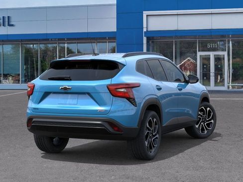 New 2026 Chevrolet Trax RS w/ Driver Confidence Package FWD image 4