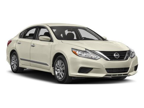 Used 2017 Nissan Altima 2.5 S w/ Power Driver Seat Package FWD image 9