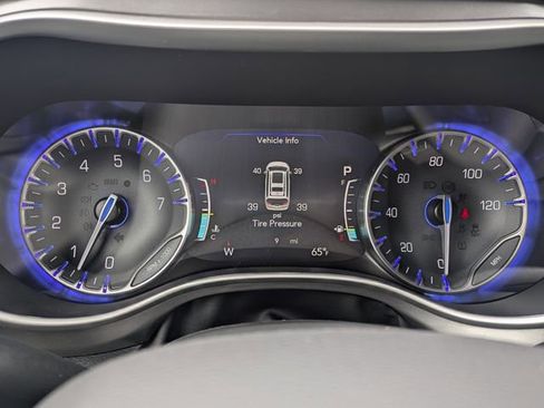 New 2026 Chrysler Pacifica Select FWD image 28
