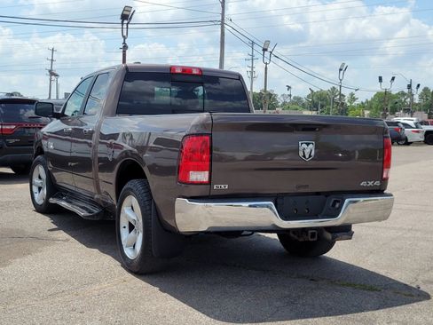 Used 2018 RAM 1500 Classic SLT AWD/4WD image 21
