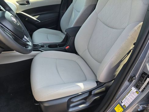 Certified 2024 Toyota Corolla Cross LE AWD/4WD image 23