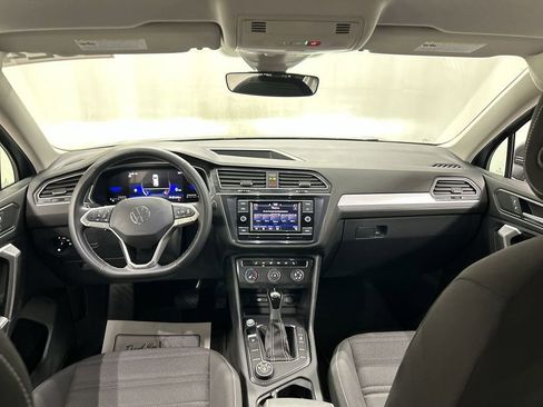 Used 2024 Volkswagen Tiguan S image 18